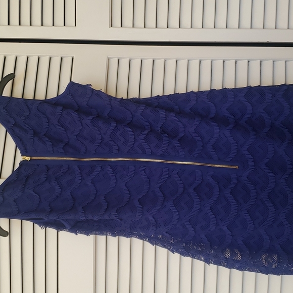 Dress - Picture 4 of 4